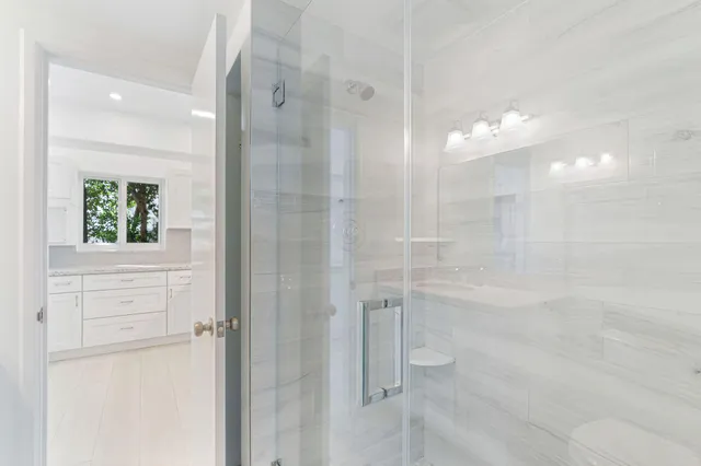 $2,250,000 | 201 Harbor Drive, Islamorada, FL 33036