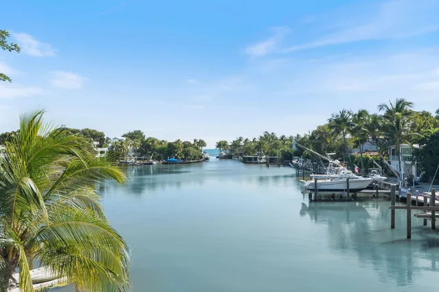 $2,250,000 | 201 Harbor Drive, Islamorada, FL 33036