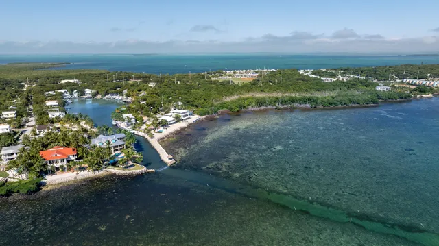 $2,250,000 | 201 Harbor Drive, Islamorada, FL 33036