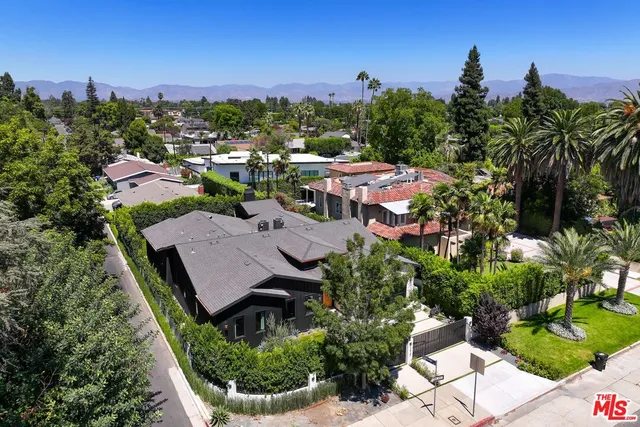 $22,995 | 13463 Chandler Boulevard, Sherman Oaks, CA 91401