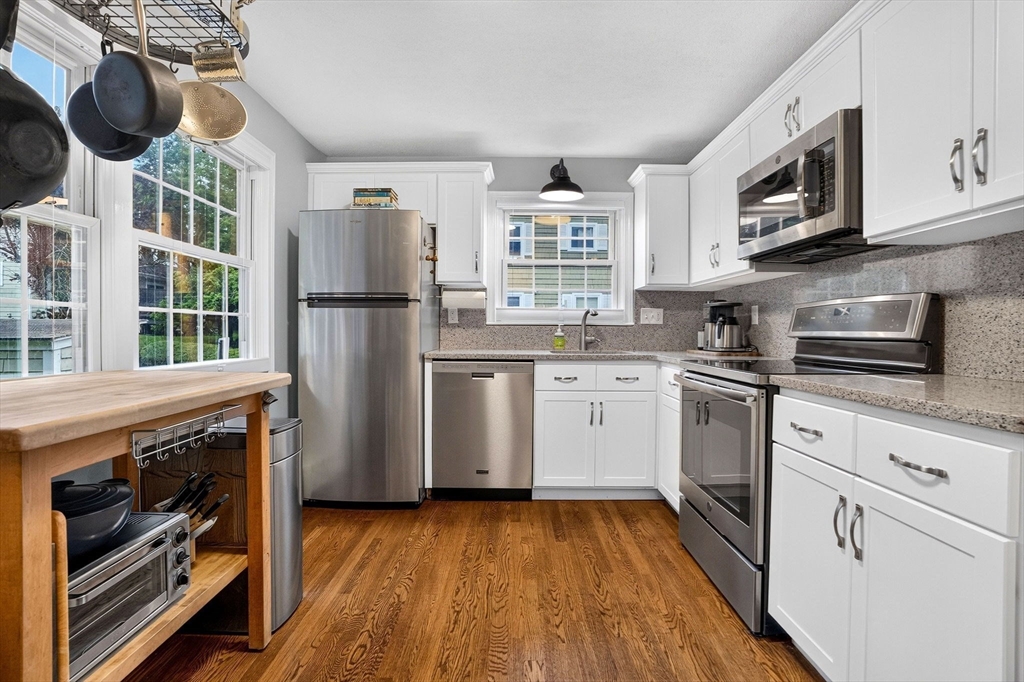 87-89 Saco Street, Unit 87 Newton, MA 02464 - Photo 7 of 26 Gallery Image 7