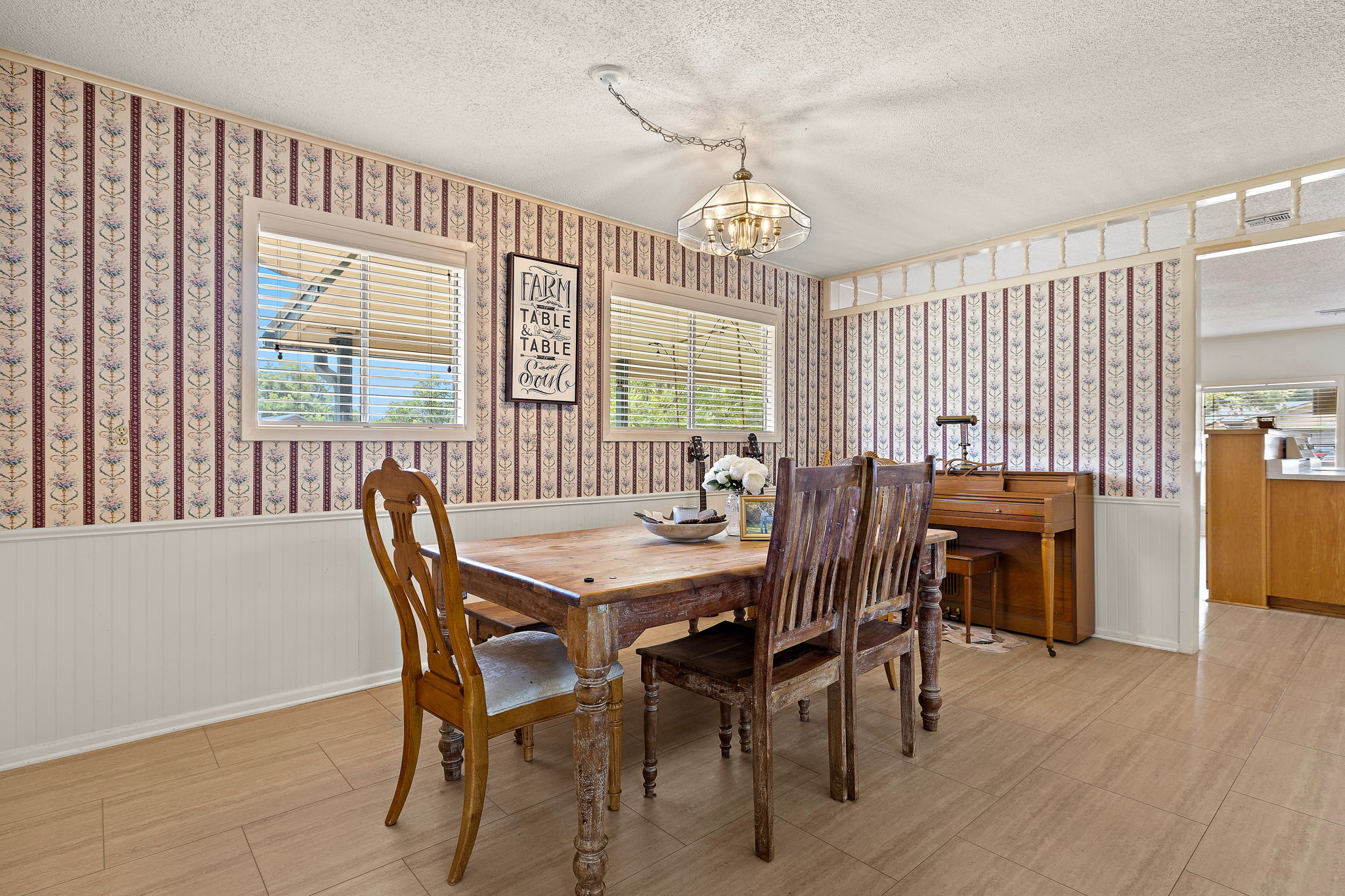 605 Parkway Street Georgetown, TX 78628 - Photo 9 of 31