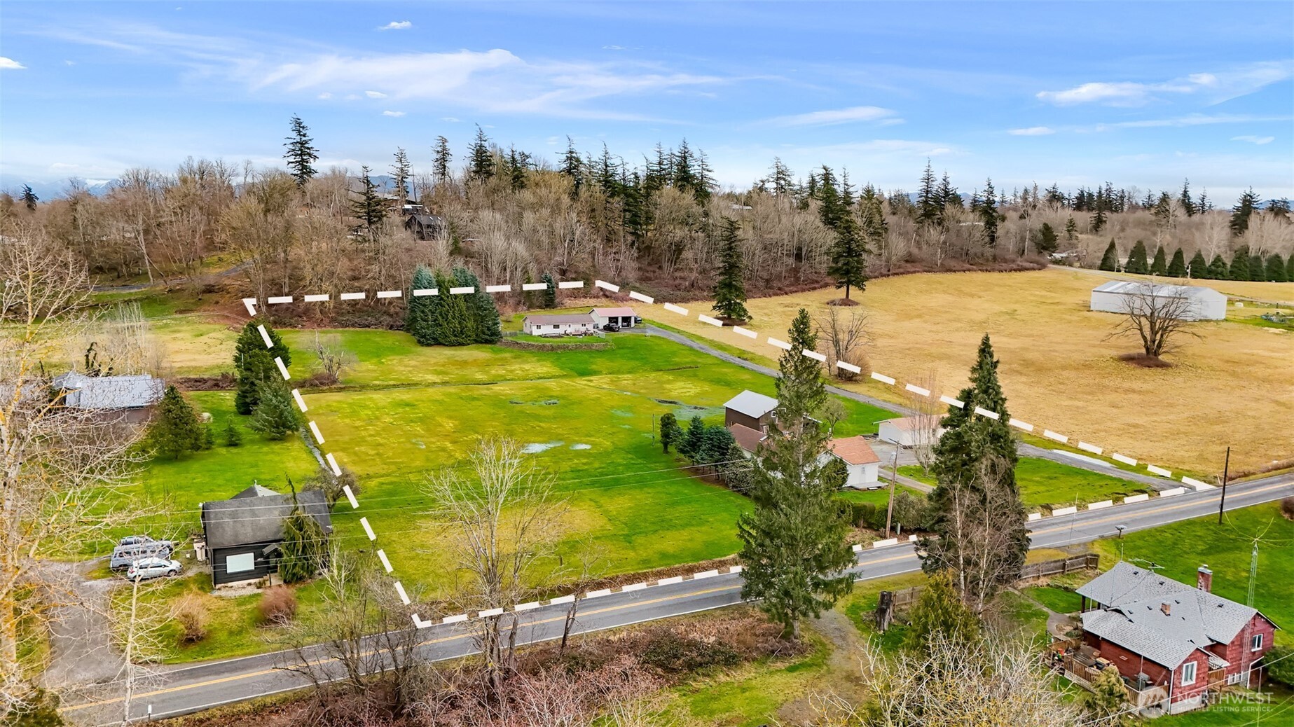 4610 Curtis Road Bellingham, WA 98226 - Photo 33 of 34 a view of a swimming pool