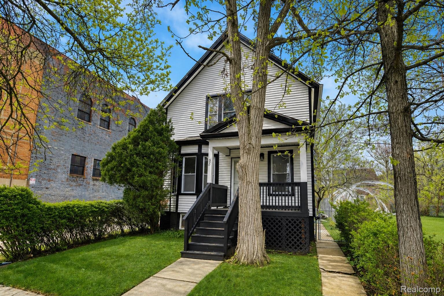 430 Holbrook Detroit, MI 48202 - Photo 28 of 31 Image 6 - Holbrok .jpg