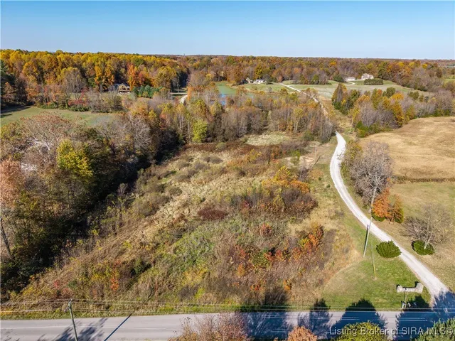 $114,900 | 329 East Cutshall Road, Austin, IN 47102