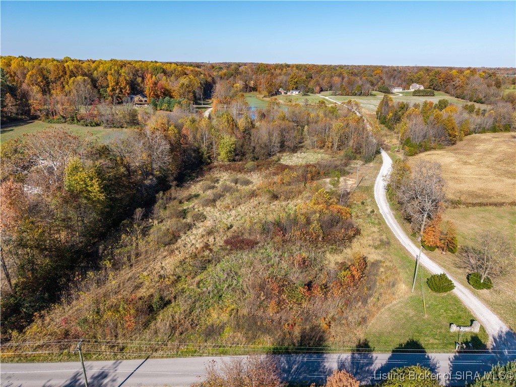 329 East Cutshall Road Austin, IN 47102 - Photo 5 of 14