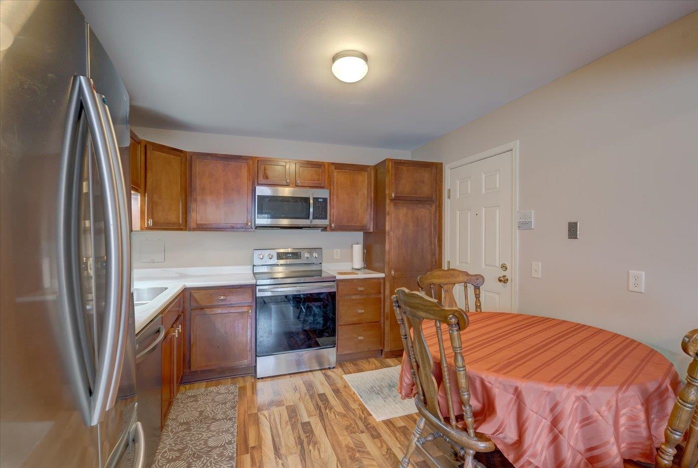 5345 Garden View Court, Unit 106 Madison, WI 53713 - Photo 3 of 21