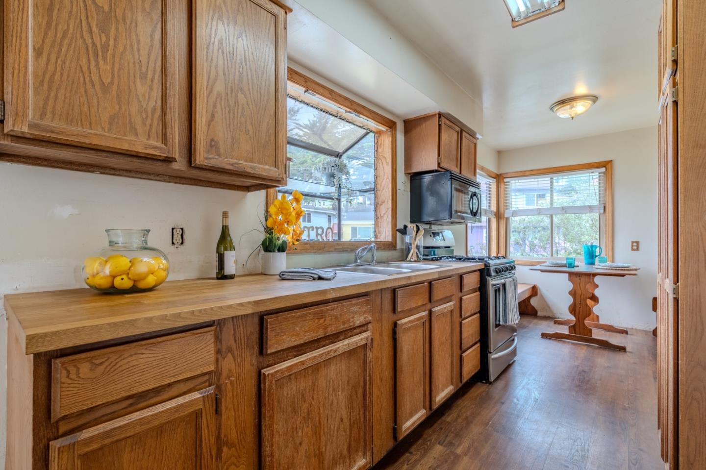 164 Pacific Pacifica, CA 94044 - Photo 13 of 32