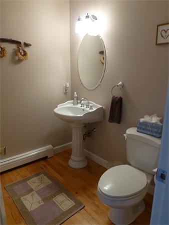52 Derby Road Berlin, MA 01503 - Photo 12 of 27 Gallery Image 12