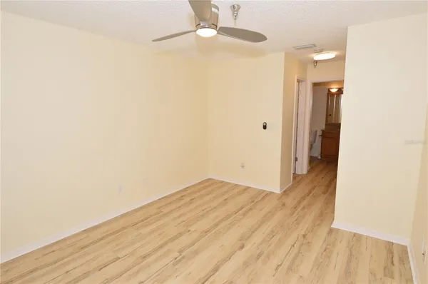 $1,875 | 10265 Gandy Boulevard North, Unit 1010, St. Petersburg, FL 33702