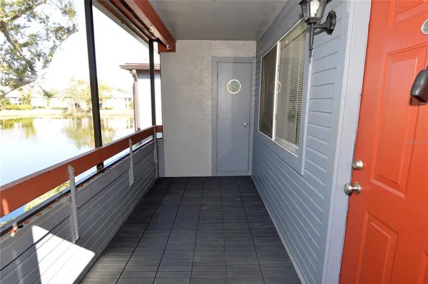 $1,875 | 10265 Gandy Boulevard North, Unit 1010, St. Petersburg, FL 33702