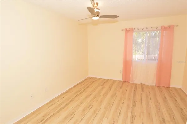 $1,875 | 10265 Gandy Boulevard North, Unit 1010, St. Petersburg, FL 33702