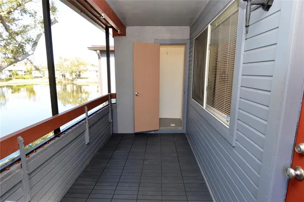 $1,875 | 10265 Gandy Boulevard North, Unit 1010, St. Petersburg, FL 33702