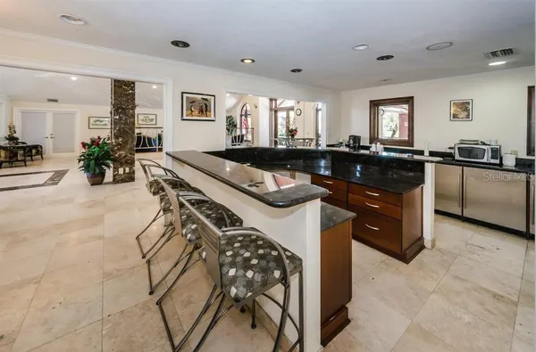 $1,875 | 10265 Gandy Boulevard North, Unit 1010, St. Petersburg, FL 33702