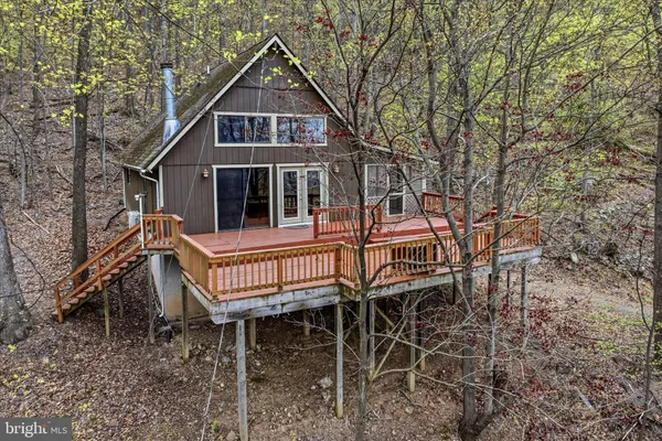 $299,900 | 494 Glenwood Lane, Gerrardstown, WV 25420