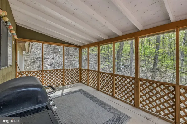 $299,900 | 494 Glenwood Lane, Gerrardstown, WV 25420