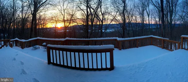 $299,900 | 494 Glenwood Lane, Gerrardstown, WV 25420