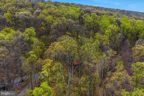 $299,900 | 494 Glenwood Lane, Gerrardstown, WV 25420