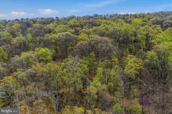 $299,900 | 494 Glenwood Lane, Gerrardstown, WV 25420
