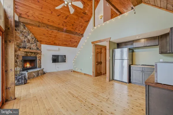 $299,900 | 494 Glenwood Lane, Gerrardstown, WV 25420