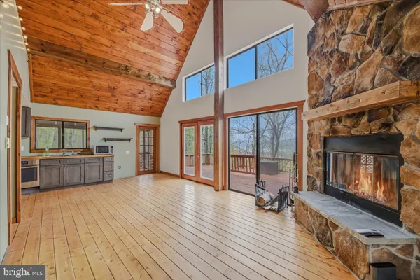 $299,900 | 494 Glenwood Lane, Gerrardstown, WV 25420