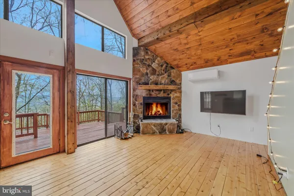 $299,900 | 494 Glenwood Lane, Gerrardstown, WV 25420