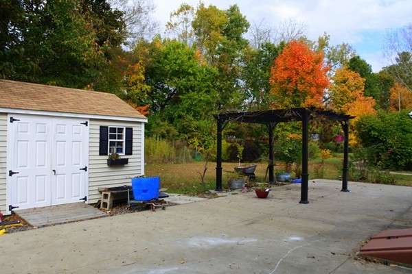 159 Fitch Road Clinton, MA 01510 - Photo 2 of 22