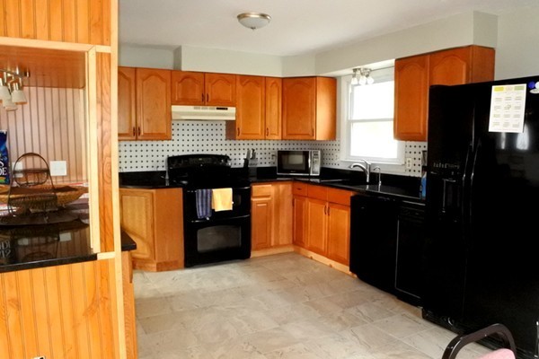 159 Fitch Road Clinton, MA 01510 - Photo 3 of 22