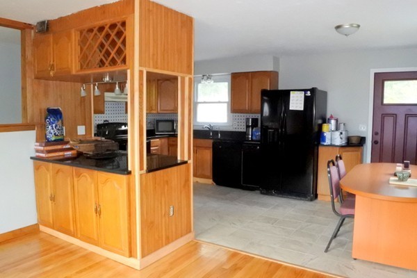 159 Fitch Road Clinton, MA 01510 - Photo 5 of 22