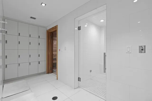 $3,275,000 | 730 North Ocean Boulevard, Unit 1402, Pompano Beach, FL 33062