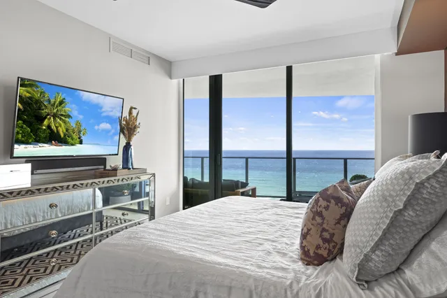 $3,275,000 | 730 North Ocean Boulevard, Unit 1402, Pompano Beach, FL 33062