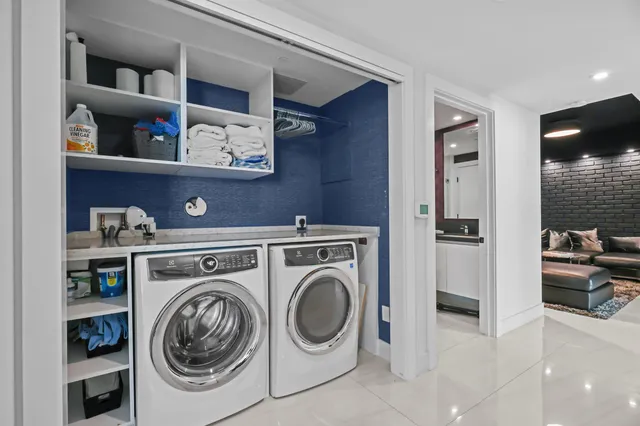 $3,275,000 | 730 North Ocean Boulevard, Unit 1402, Pompano Beach, FL 33062