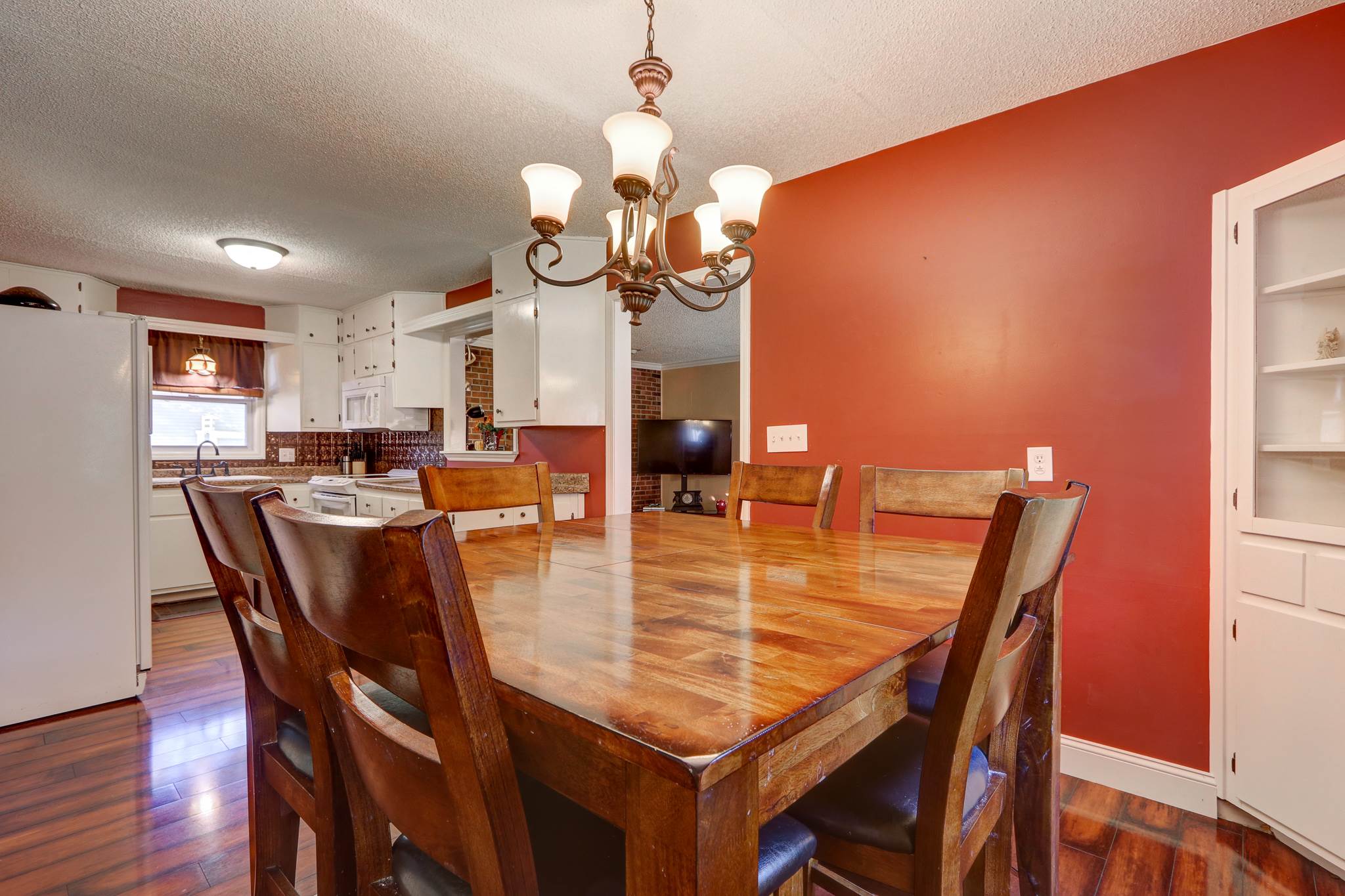 270 Walnut Street Elberfeld, IN 47613 - Photo 7 of 33 Gallery Image 7