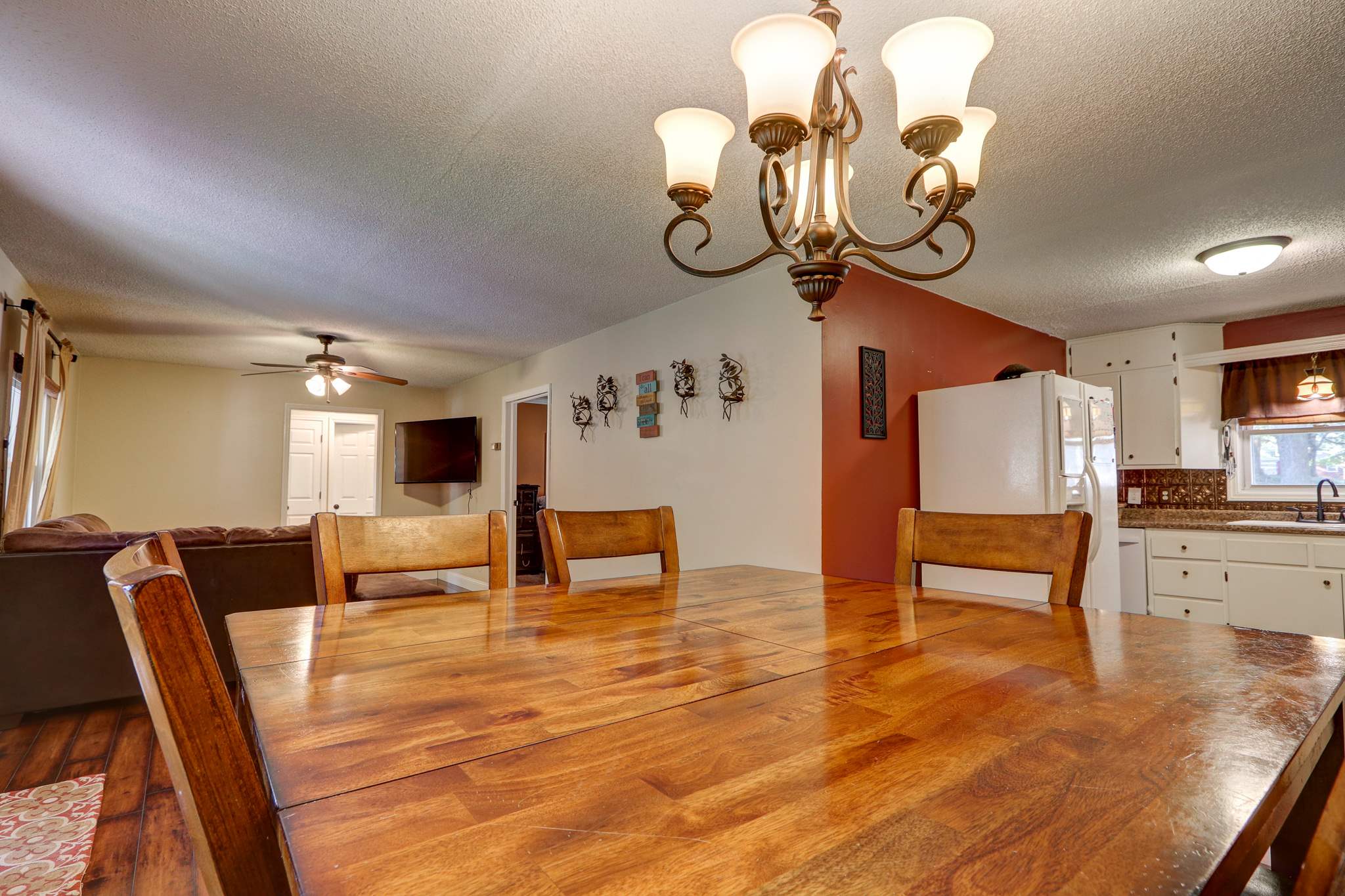 270 Walnut Street Elberfeld, IN 47613 - Photo 8 of 33 Gallery Image 8