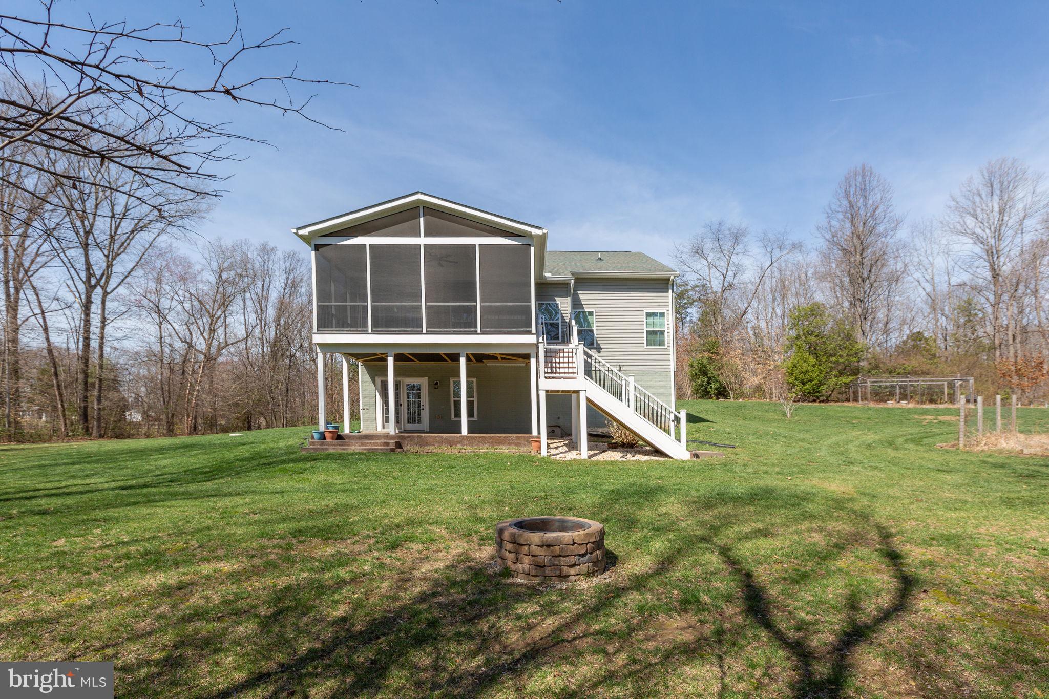 400 Telegraph Road Stafford, VA 22554 - Photo 46 of 79 a view of a house with yard and sitting area