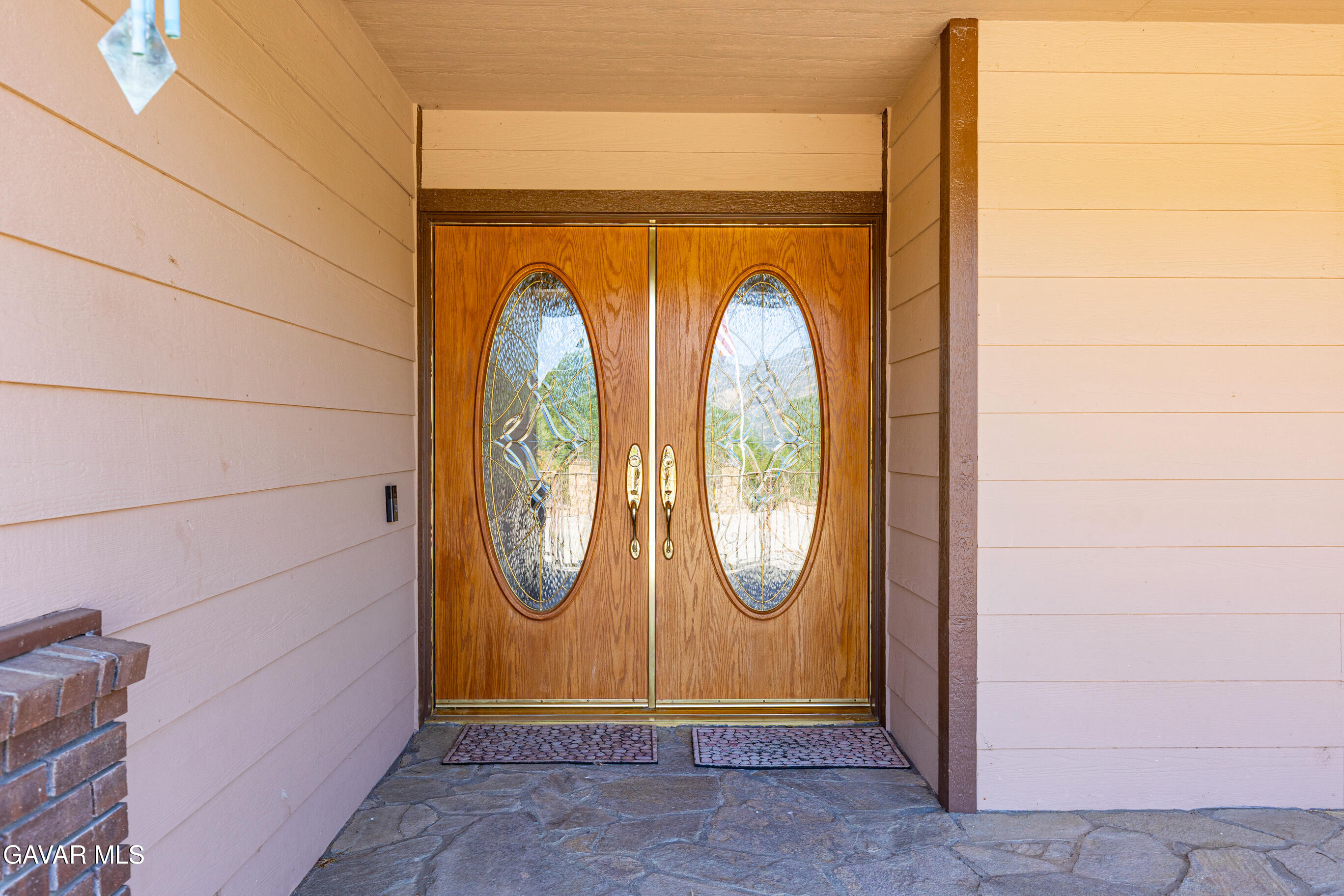 30100 Sunland Way Tehachapi, CA 93561 - Photo 3 of 44 a view of a door with sitting space