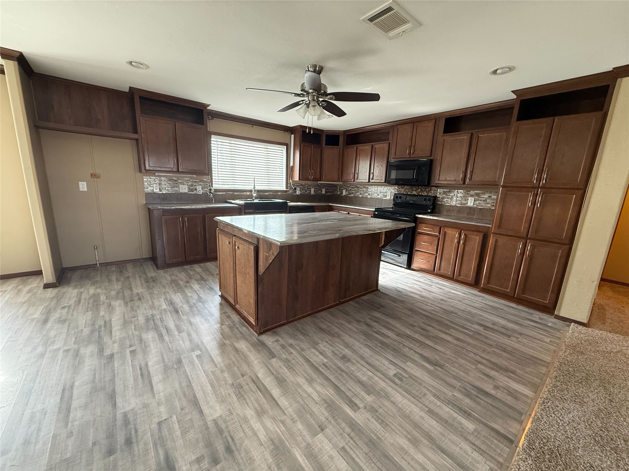 181 Janning Street Coldspring, TX 77331 - Photo 11 of 49