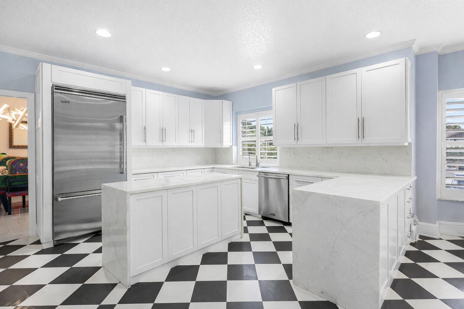 678 Carriage Hill Lane Boca Raton, FL 33486 - Photo 10 of 43 10