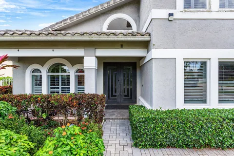 $2,900,000 | 678 Carriage Hill Lane, Boca Raton, FL 33486