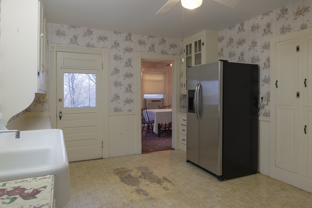 5 Danforth Avenue Saugus, MA 01906 - Photo 12 of 26 Gallery Image 12