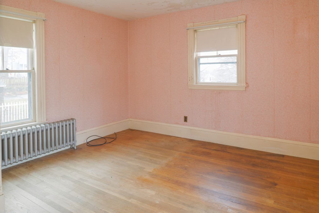 5 Danforth Avenue Saugus, MA 01906 - Photo 16 of 26 Gallery Image 16