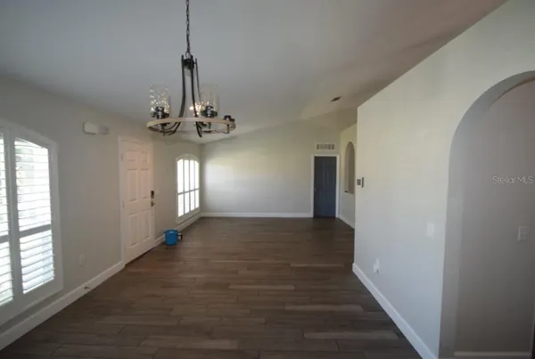 $2,100 | 241 Pine Shadow Lane, Auburndale, FL 33823