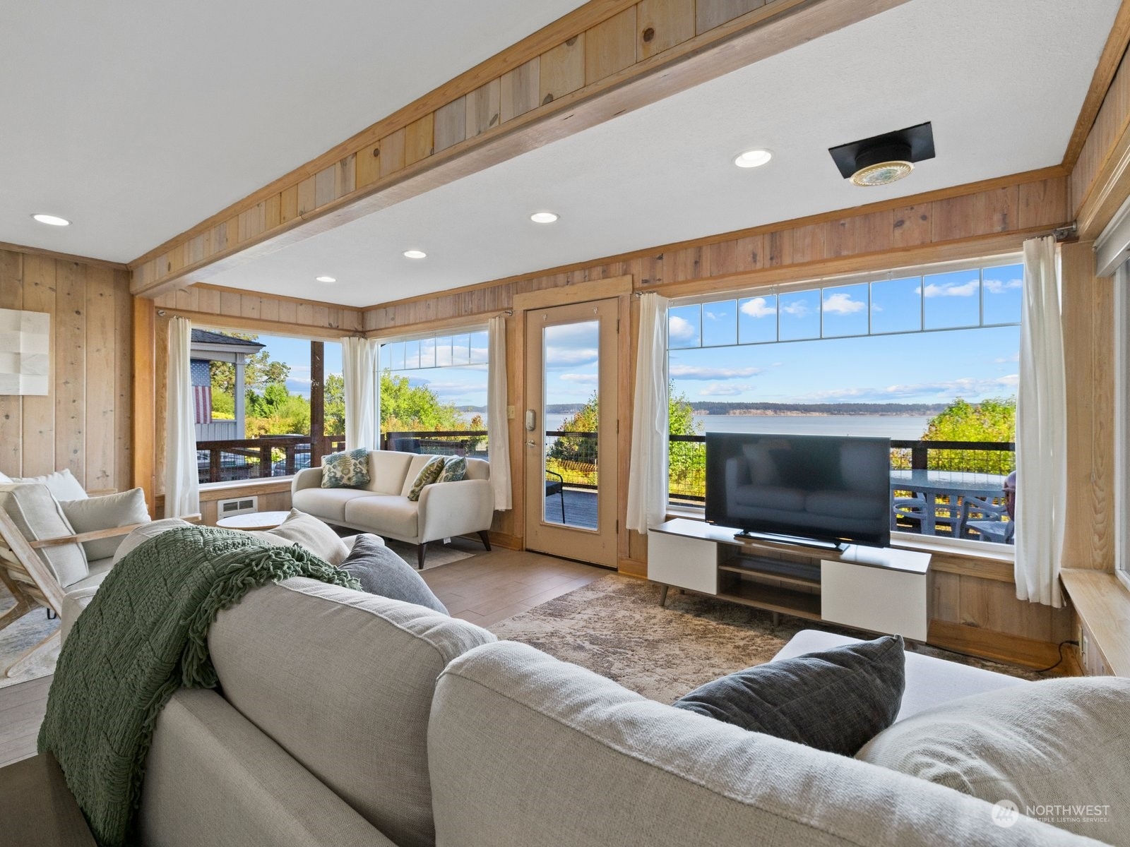 3784 Bells Beach Road Langley, WA 98260 - Photo 8 of 27 Gallery Image 8