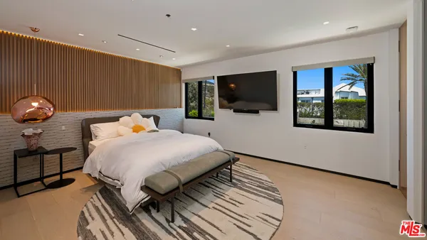 $195,000 | 31100 Broad Beach Road, Malibu, CA 90265