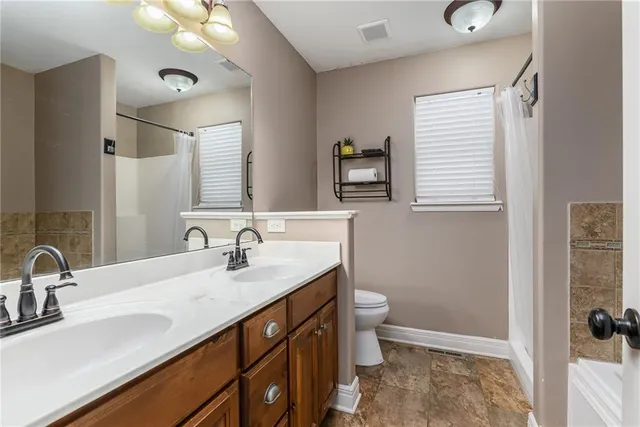 $424,950 | 22241 West Sycamore Street, Tonganoxie, KS 66086