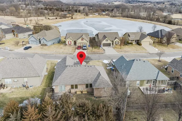 $424,950 | 22241 West Sycamore Street, Tonganoxie, KS 66086