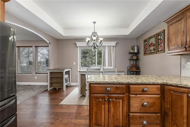 $424,950 | 22241 West Sycamore Street, Tonganoxie, KS 66086