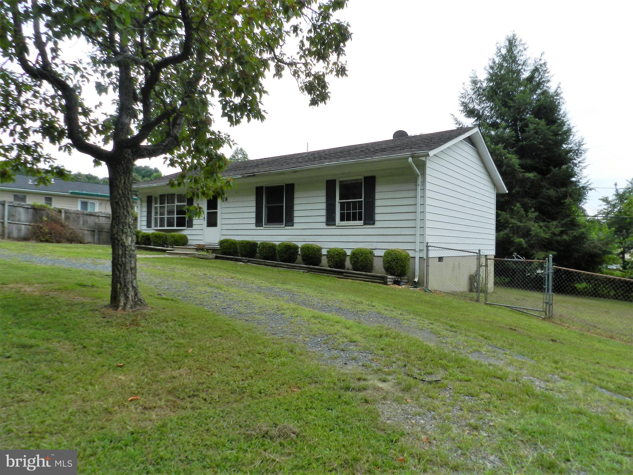 28 Morton Road Fredericksburg, VA 22405 - Photo 4 of 11