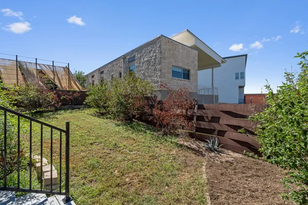 $2,850 | 5408 Sendero Hills Parkway, Austin, TX 78724