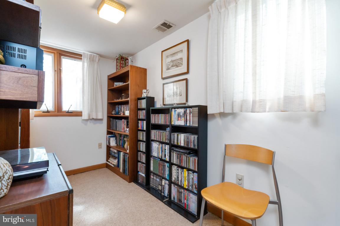 5230 Wendy Way Springfield, VA 22151 - Photo 40 of 44 Gallery Image 40